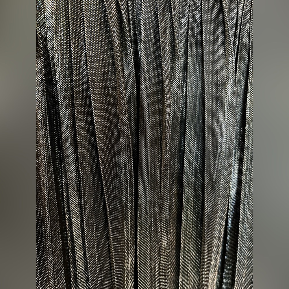 A Beautiful Soul Shawna Skirt - Gunmetal - Picture 3 of 8
